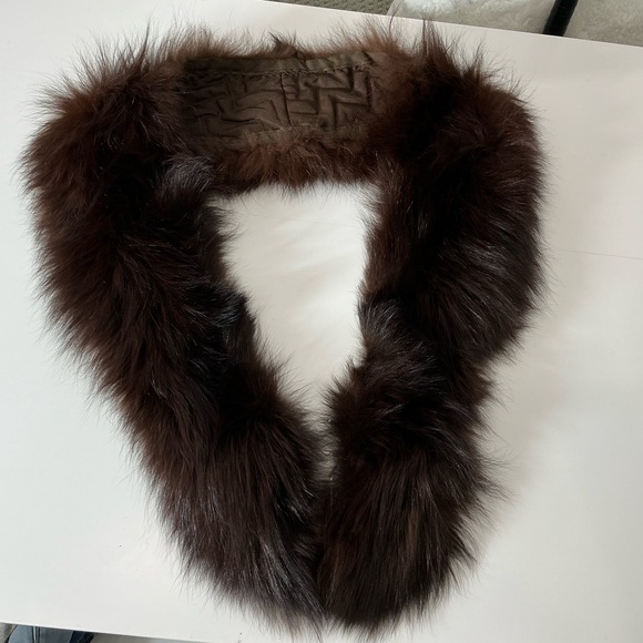 Real fur collar 🔥 - Picture 3 of 8